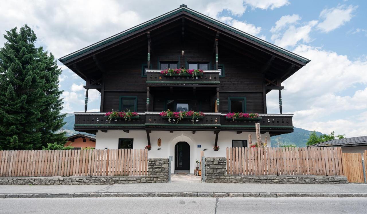 Haus Kulala Kaprun Exterior foto